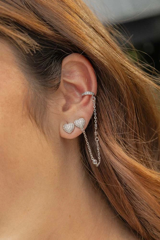 Earcuff Corazones Cadenas