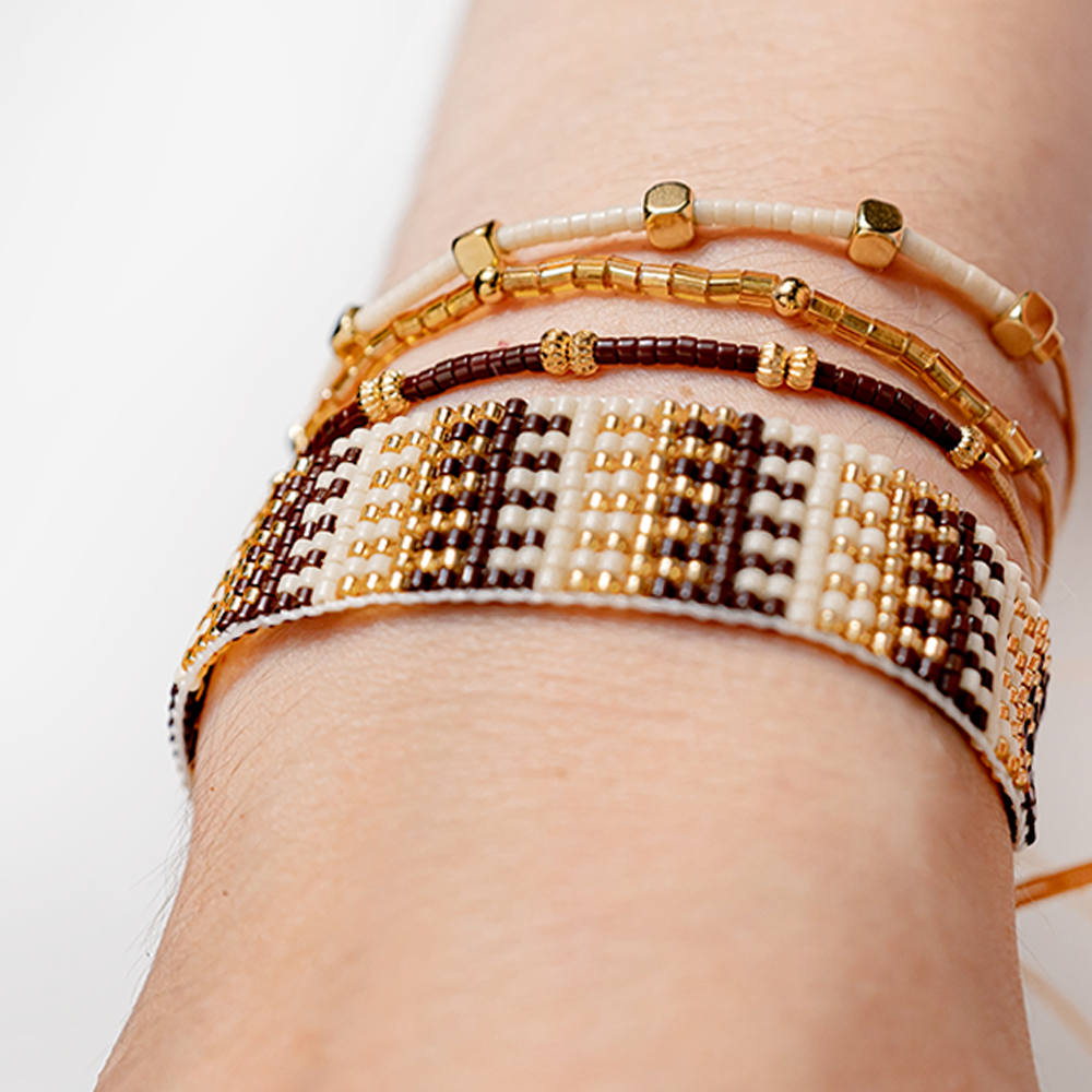 Set de pulseras tierra
